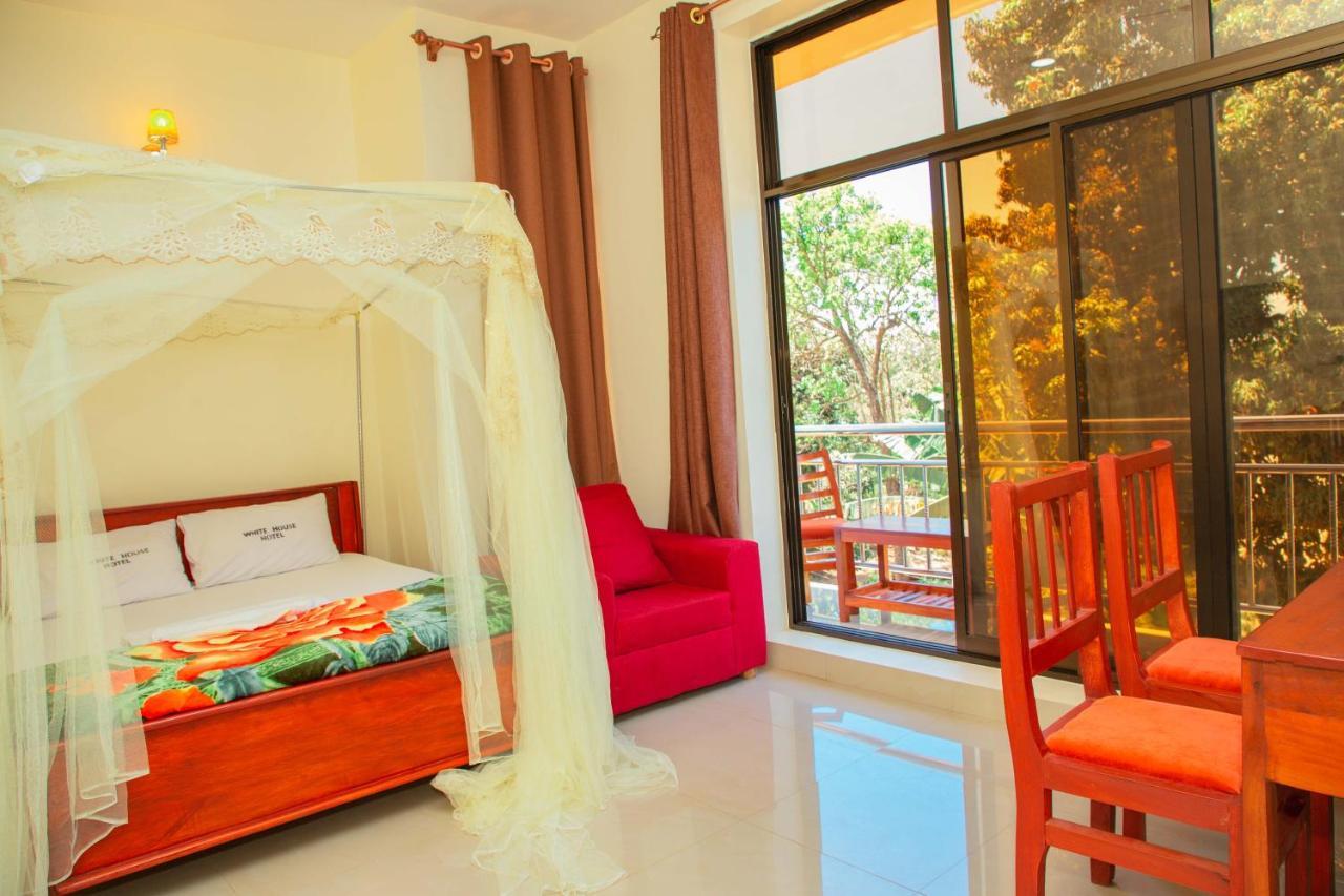 Kilimanjaro White House Hotel Moshi Exterior photo
