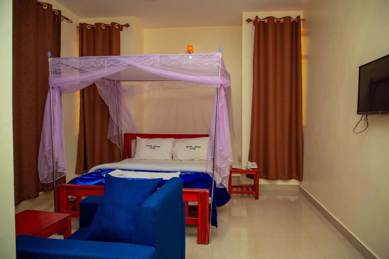 Kilimanjaro White House Hotel Moshi Exterior photo