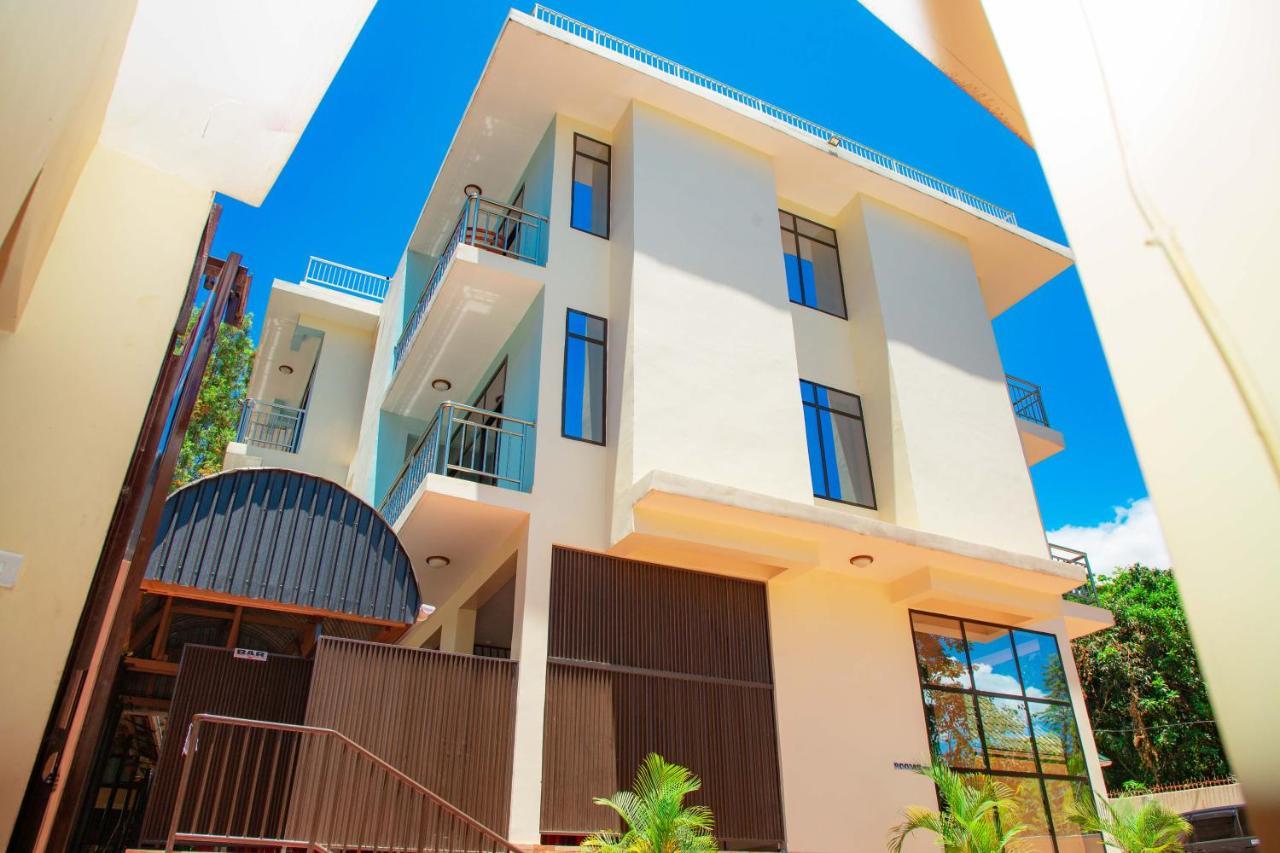 Kilimanjaro White House Hotel Moshi Exterior photo