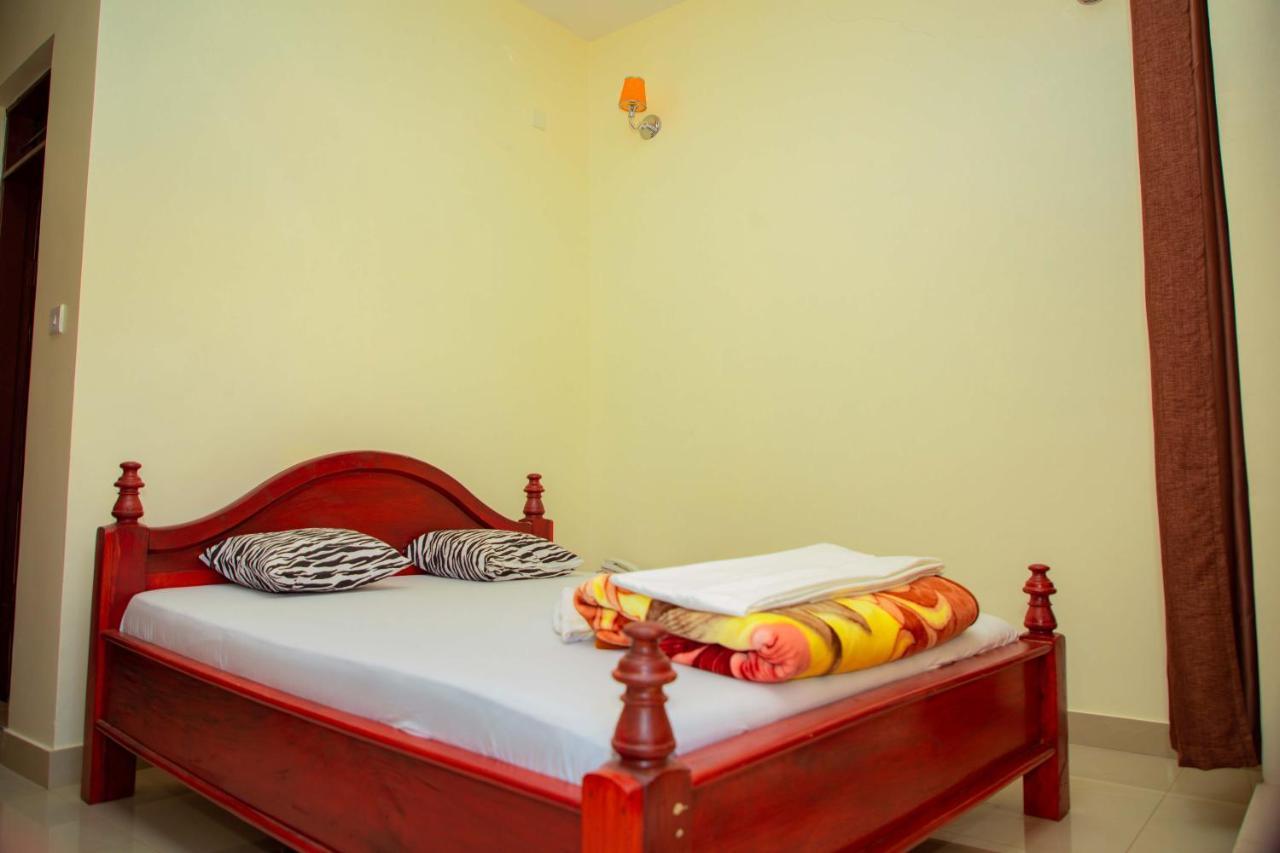 Kilimanjaro White House Hotel Moshi Exterior photo